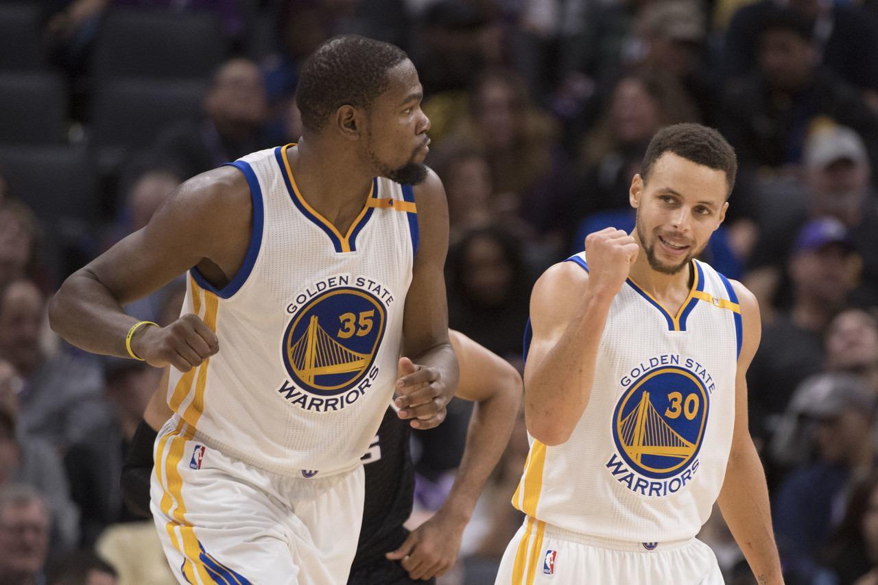 仗义!库克:18年总决杜兰特本想让库里拿下FMVP 让质疑他的人闭嘴