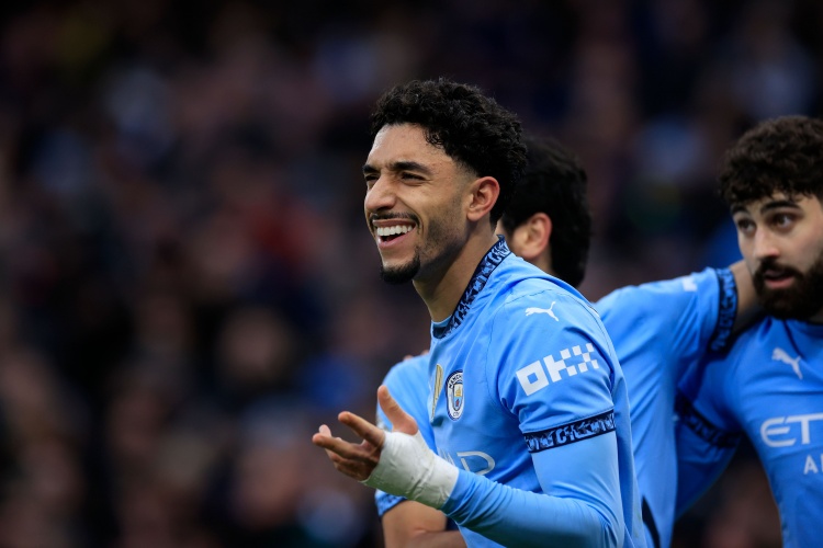 PG电子官方直营-吉拉西7轮进球荒!图片报:多特考虑买前锋但难承担马尔穆什薪资