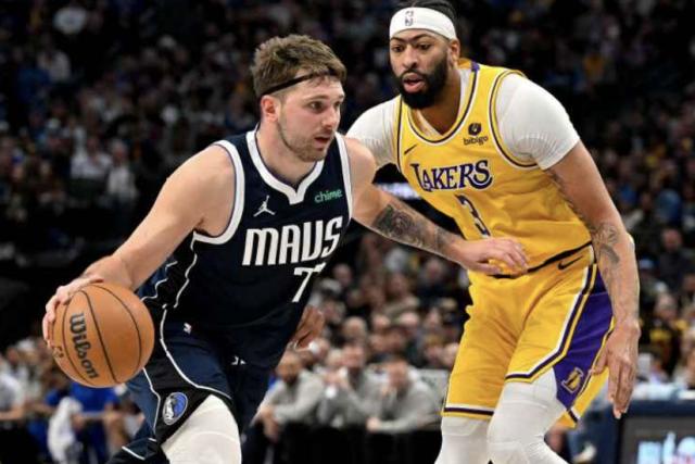 1738481361665082853.png PG电子官网-超级大爆!东眉交易引爆社媒 詹姆斯:你就是个骗子