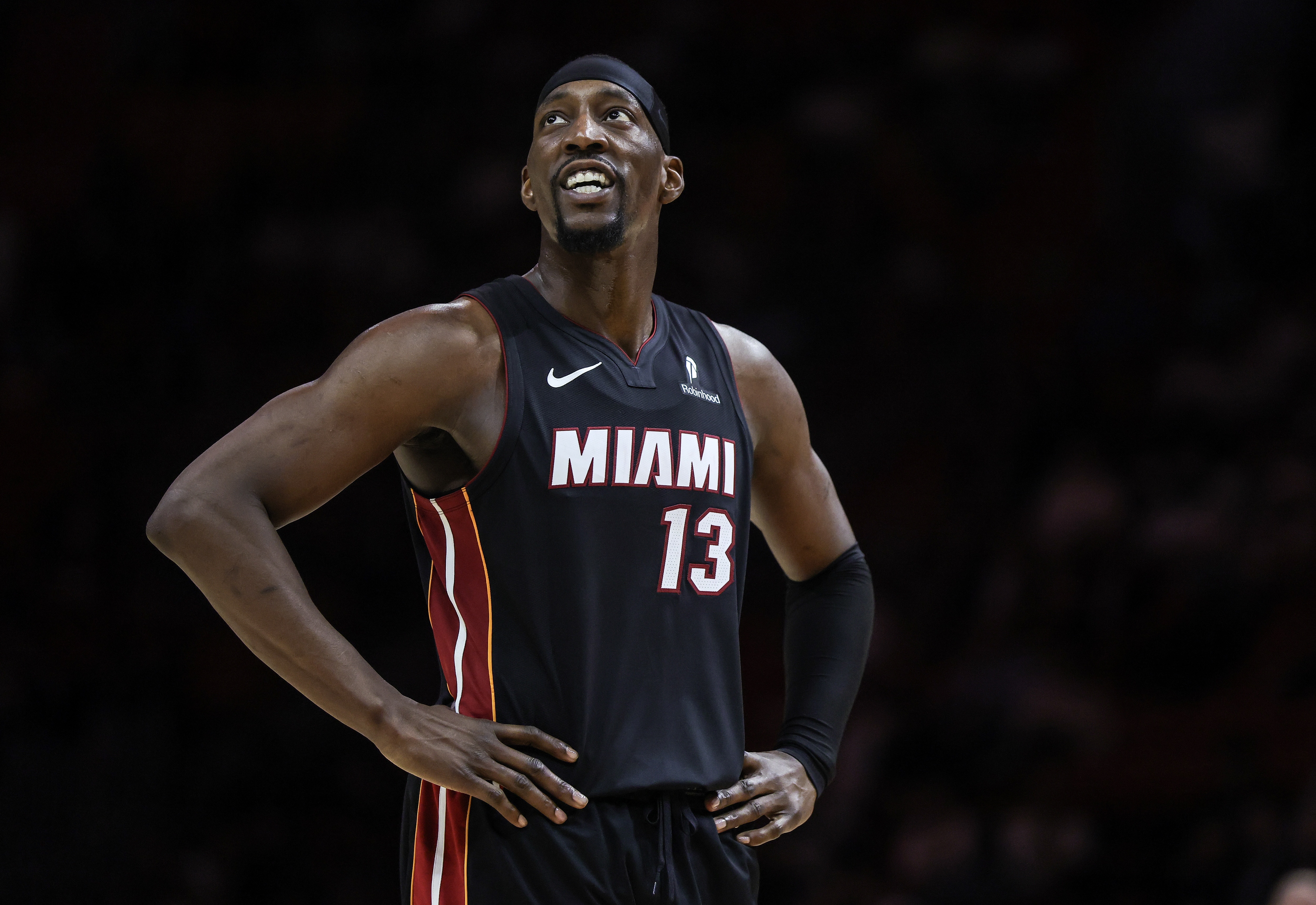 PG电子官网-人们想让你道歉?阿德巴约:因为他们认为我不是得分手&罚球太多